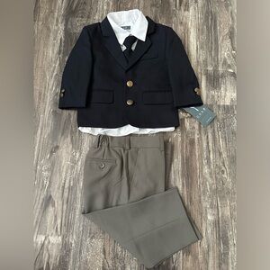 NWT Cole Collection Toddler’s Tuxedo 4-Piece Suit Set Size 2